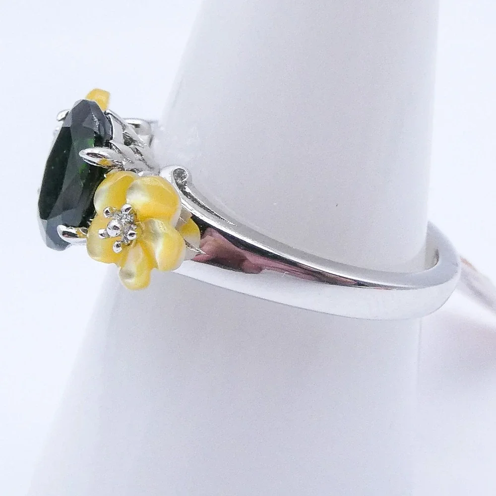 Chrome Diopside Sterling Silver Carved MOP Flower 1.9 Ctw Womens Band Ring Sz 9